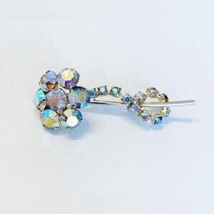 Vintage Rhinestone Flower Brooch​
